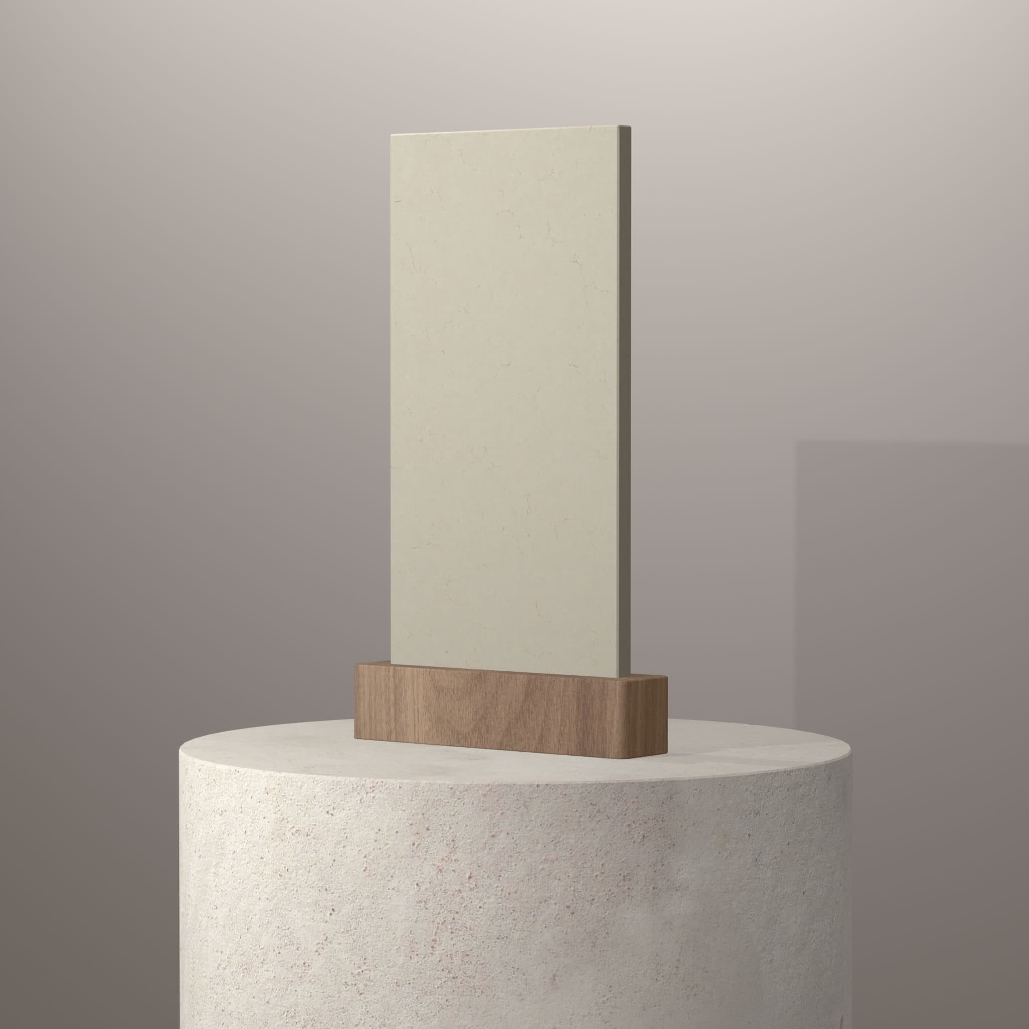 Sable Ambre slab displayed on a pedestal
